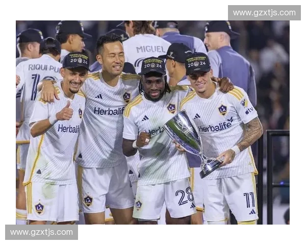 温哥华足球联赛新赛季全面启动 球迷热情高涨赛事精彩纷呈 温哥华足球联赛新赛季全面启动 球迷热情高涨赛事精彩纷呈